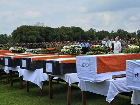 સાહસિક જવાનોને શ્રદ્ધાંજલિ