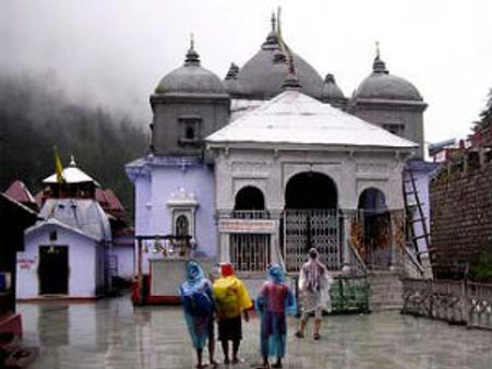 હવે ગંગોત્રી મંદિરમાં તિરાડો પડવાથી ચિંતા વધી