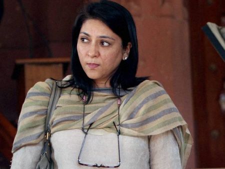 કોંગ્રેસ સોશિયલ મીડિયાનો હાથ પકડીને પ્રચાર કરશે: પ્રિયા દત્ત