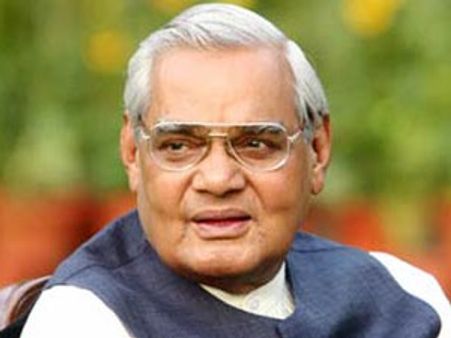 UPA સરકારે માન્યું કે નેશનલ હાઇવેને વાજપેઇ સરકારે આપ્યો વેગ!