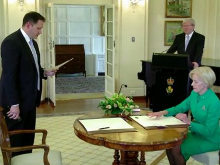 ઓસ્ટ્રેલિયા: પ્રથમ મુસ્લિમ મંત્રીએ કુર્આનથી લીધા શપથ, થયો વંશીય હુમલો