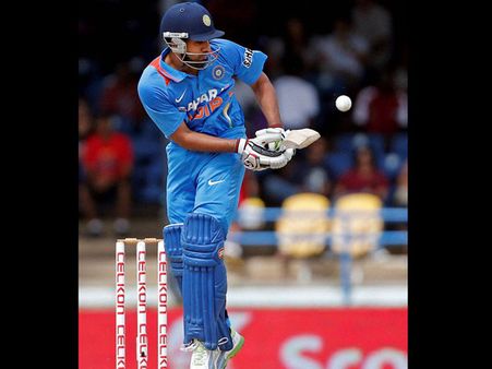 પ્રથમ જીત