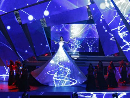 ગુલાબ ગૅંગ-ડેઢ ઇશ્કિયા ગુલાબ ગૅંગ-ડેઢ ઇશ્કિયા