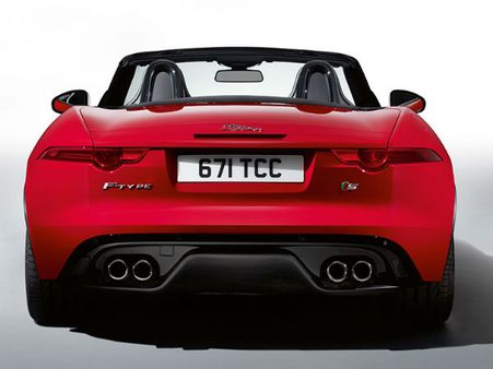 વી8 એસની એન્જીન ક્ષમતા