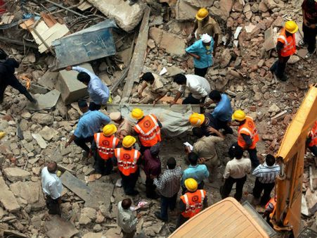 સિકંદરાબાદમાં બે માળની હોટલ ધરાશય, 6ના મોત