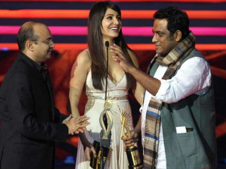 આઇફામાં બર્ફીનો સપાટો, 14 ઍવૉર્ડ્સ મેળવ્યાં