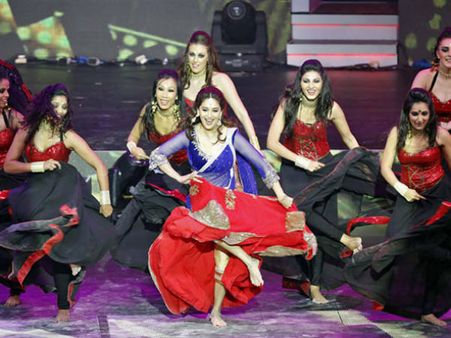 Pics : માધુરીના ઘાઘરાએ લુંટ્યું આઇફા 2013