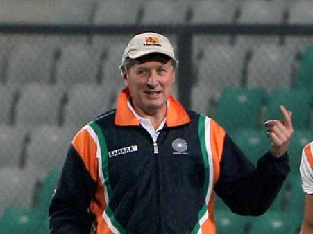 ખરાબ પ્રદાર્શનના કારણે ભારતીય હોકી ટીમના કોચ સસ્પેન્ડ