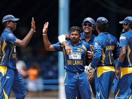 શ્રીલંકાના બેટ્સમેનો થયા નિષ્ફળ