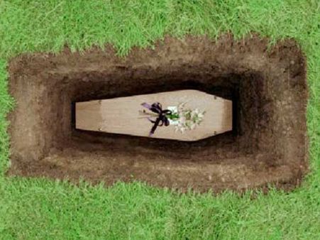 કબરમાંથી બહાર આવ્યોને લગાવ્યો હત્યાનો આરોપ