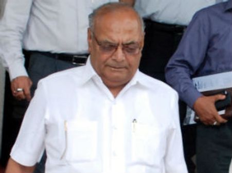 સેક્સ કાંડમાં પૂર્વ મંત્રી રાઘવજીને જામીન ના મળી