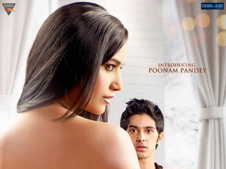 Watch Song : કામુકતાથી ભરપૂર છે ‘તેરા નશા...’