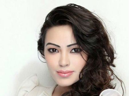 Pics : ફરહાનથી ઇમ્પ્રેસ છે દેવશી, લખ્યું ગીત!