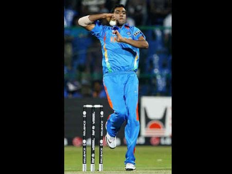 આર અશ્વિન 