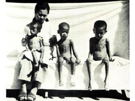 કુપોષણના નામે 14 કરોડના બિસ્કિટ ખાઇ ગઇ મહારાષ્ટ્ર સરકાર