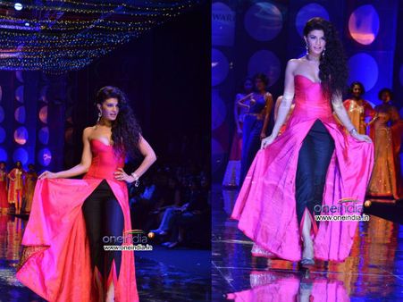 આકર્ષક જૅકલીન