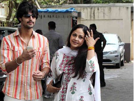 Pics : તનુજના રીલ માતા પણ બનશે રતિ અગ્નિહોત્રી