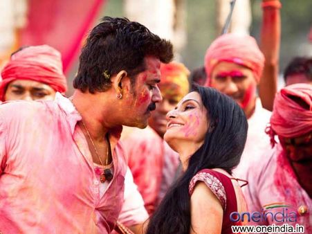 રવિ છે વિરુદ્ધ રવિ છે વિરુદ્ધ