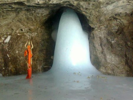 અમરનાથ યાત્રા : 3 લાખ શ્રદ્ધાળુના દર્શન બાદ હિમલિંગ સંપૂર્ણ પીગળ્યું