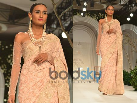 હળવી ગુલાબી સારી હળવી ગુલાબી સારી