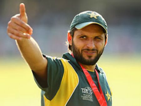 400 છગ્ગાઃ આફ્રિદીના આ રેકોર્ડમાં છૂપાઇ છે એક રસપ્રદ કહાણી