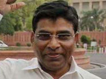 9 નમ નાગેશ્વર રાવ - ખમ્મામ (આંધ્રપ્રદેશ)