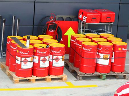 એક ટીમ દ્વારા 2 લાખ લીટર ઇંધણનો ધૂમાડો