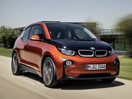 પ્લગ ઇન હાઇબ્રિડ કાર 