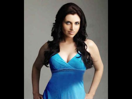 સન્ની થયાં હિટ