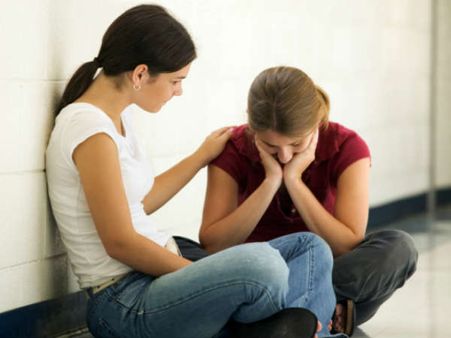 ગોસિપ ક્વીનથી દૂર રહે છે પુરુષો