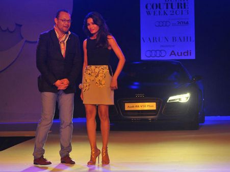 ઑડીની શાનદાર સિડાન કાર આરએસ 5 ઑડીની શાનદાર સિડાન કાર આરએસ 5