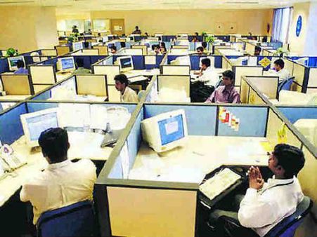 વધી શકે છે રિટાયર્ડમેન્ટની ઉમર અને પેન્શન, આ રહી સરકારની પુરી યોજના!