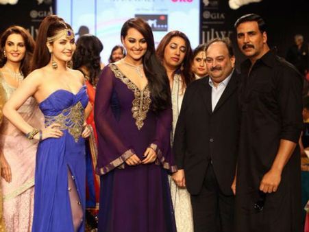 આઈઆઈજેડબલ્યુમાં અક્ષય અને સોનાક્ષી