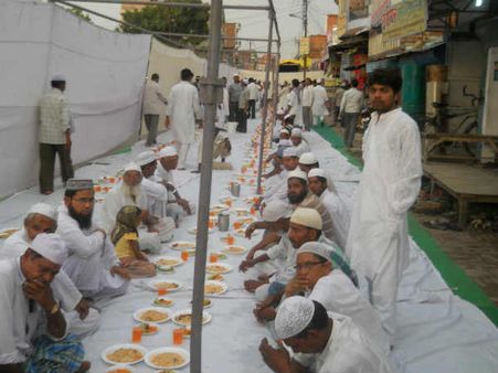 બારાબંકીમાં ઇફ્તાર પાર્ટી