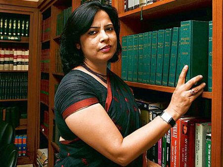 તહેલકા બળાત્કાર કેસ: હેકરે ટ્વિટ કરી પીડિતાનું નામ જાહેર કર્યું છે: મીનાક્ષી