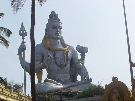 જાણો શ્રાવણ મહિનાના સોમવાર અને શિવપૂજનનું મહત્વ