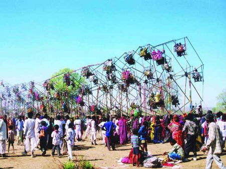 મેળામાં મોજ મસ્તી