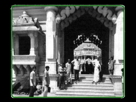 મંદિરનું નવીની કરણ