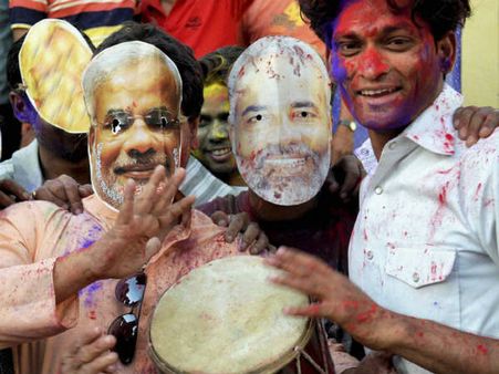 દૂધ પીવડાવવા માટે સાપ નથી મળી રહ્યાં