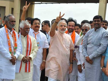 કોંગ્રેસે જ નરેન્દ્ર મોદીને બનાવ્યા દેશી ઓબામા!