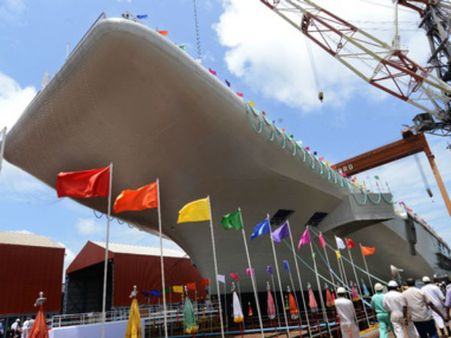 ફૌલાદી ઇરાદા સાથે દરિયામાં ઉતર્યું સ્વદેશી વિક્રાંત