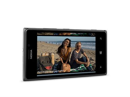 નોકિયા લૂમિયા 925 