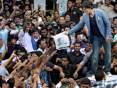 ફૅન્સના અભિનંદન