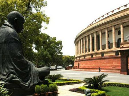 ફૂડ સિક્યુરિટી બિલ સહિત મુદ્દે સંસદમાં હંગામો,કાર્યવાહી સ્થગિત