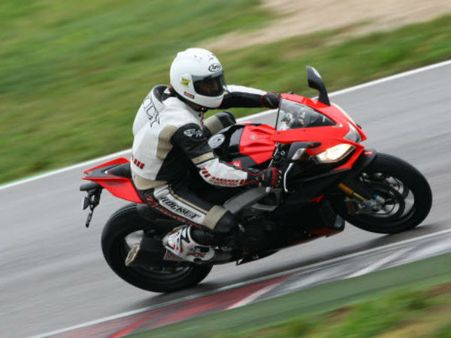 ચુકવવી પડી રહી છે મોટી કિંમત ચુકવવી પડી રહી છે મોટી કિંમત