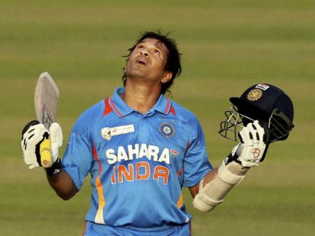 સચિનને કહ્યો 'સુપર સુપરસ્ટાર'