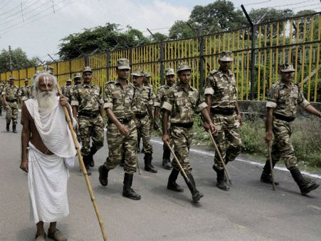 સંત-મહાત્મા પહોંચ્યા અયોધ્યા સંત-મહાત્મા પહોંચ્યા અયોધ્યા