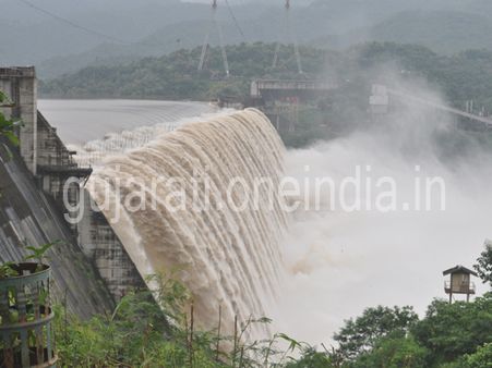 ઉપરવાસમાં ઐતિહાસિક જળસ્તર