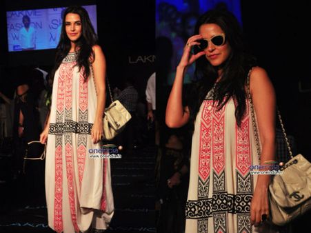 લૅક્મે ફૅશન વીકમાં નેહા