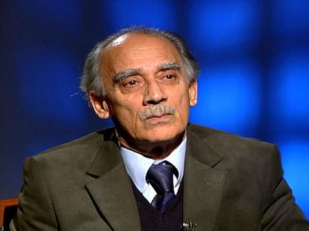 મનમોહન સિંહ છે મોદીના મુખ્ય ચૂંટણી એજન્ટ : અરૂણ શૌરી